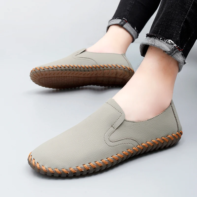 Fashionable casual men's loafers, versatile walking breathable casual shoes, men's flat driving shoes, low-top sneakers