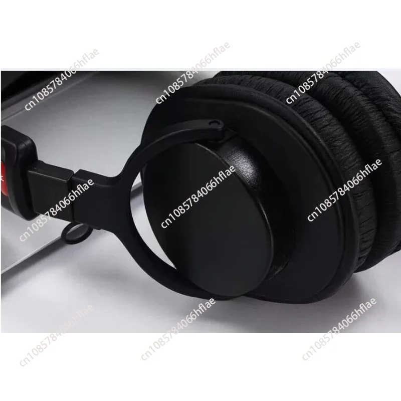 7506 professional head-mounted fully enclosed, studio music production