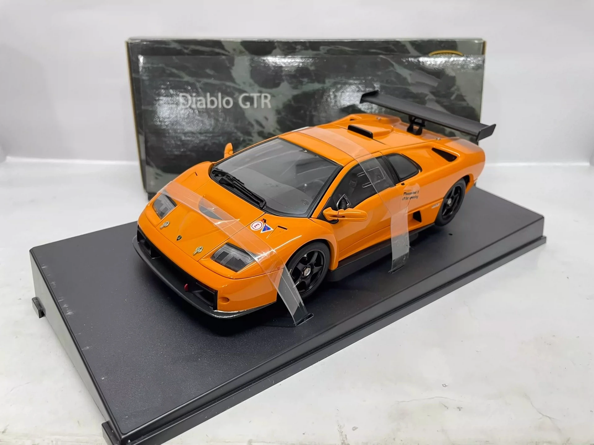 

Autoart 1:18 Diablo GTR оранжевая имитация ограниченной серии, все открытые металлические статические модели автомобиля из сплава, игрушка в подарок