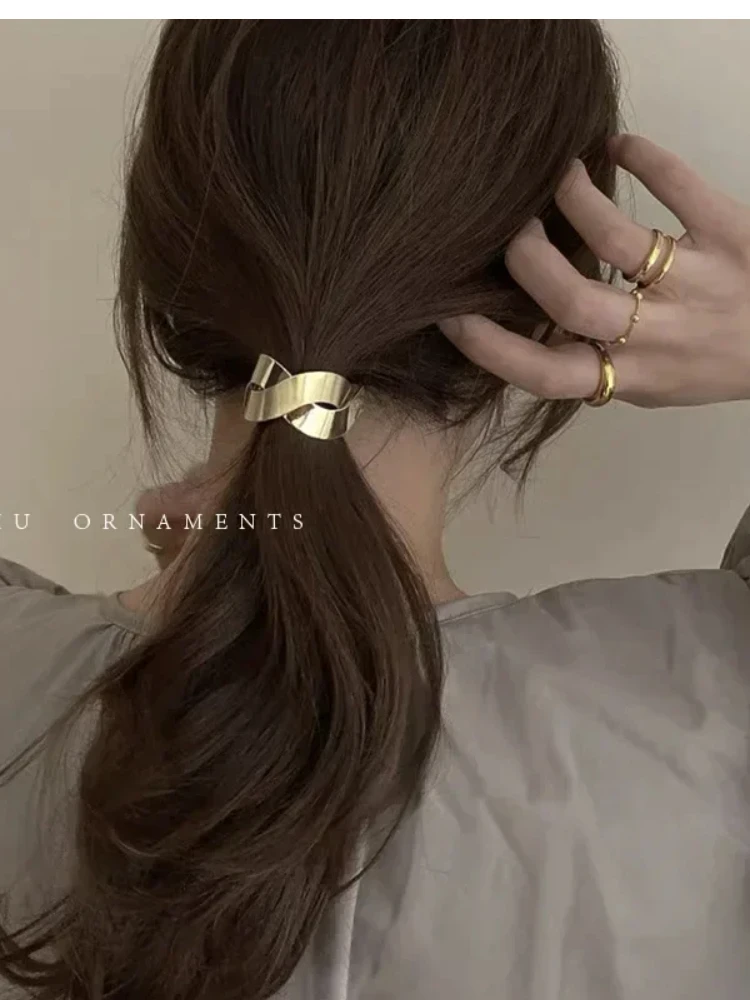 Korean Simple Metal Fashion Elastic Hair Bands Geometric Hollow Gold Headwear Hair Rope Ties Women Hair Accessories