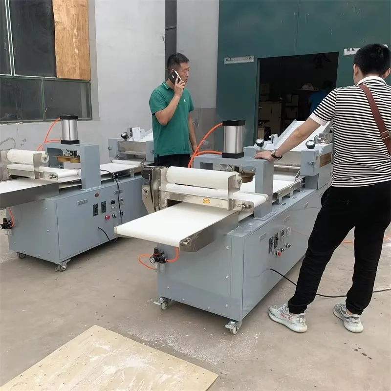 2025 آلة قاعدة البيتزا الأوتوماتيكية التجارية / آلة صنع خبز البيتزا نان تندور تشاباتي #5