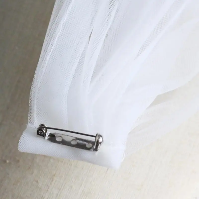 39BC Vintage Wedding Veils Layered Netting Comfortable Hair Clip For Bride Ceremony view 3
