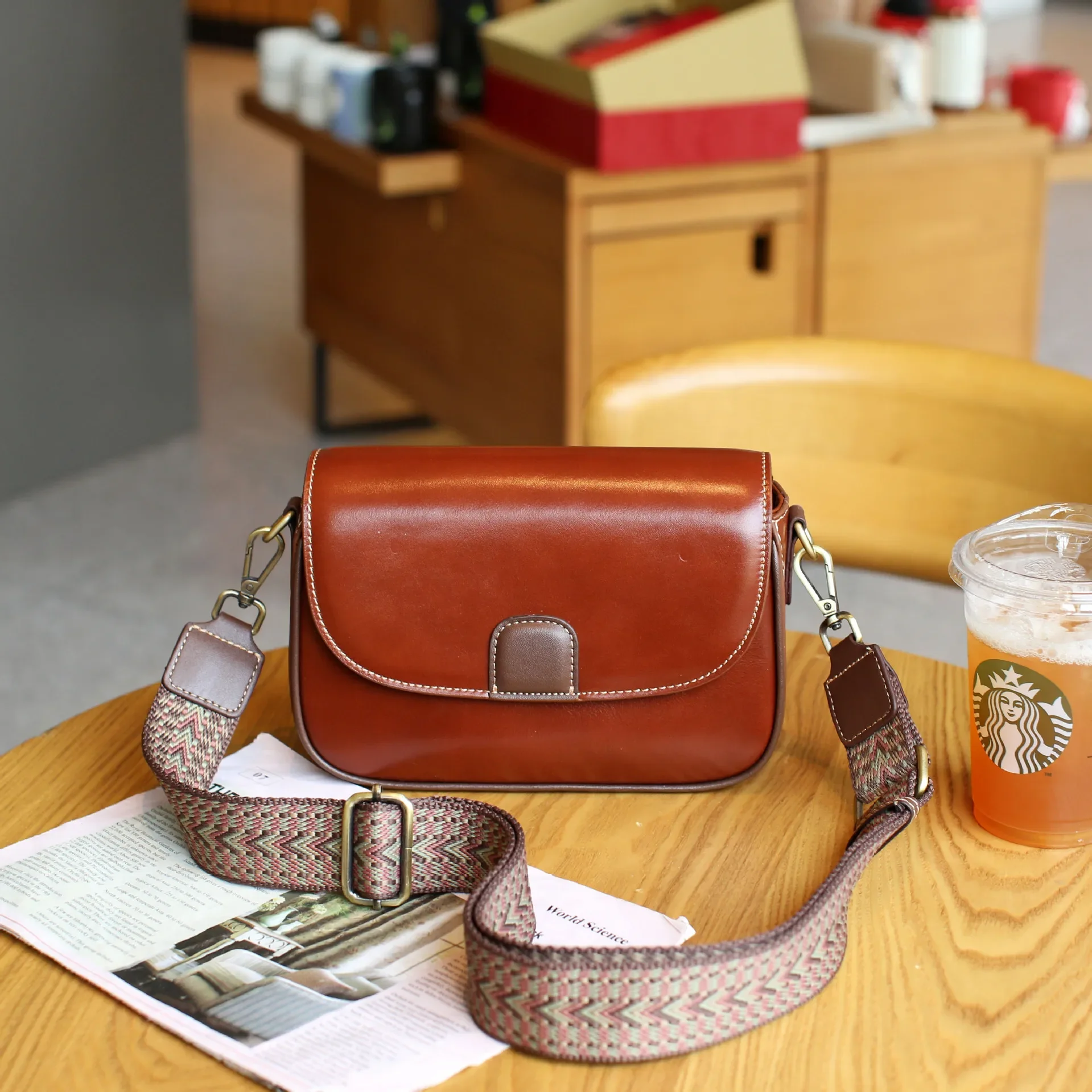 

ladies' real Cow leather Phone Bag Women's Shoulder Square Bag Fashionable Girl's Classic Genuine Leather Crossbody Handbag