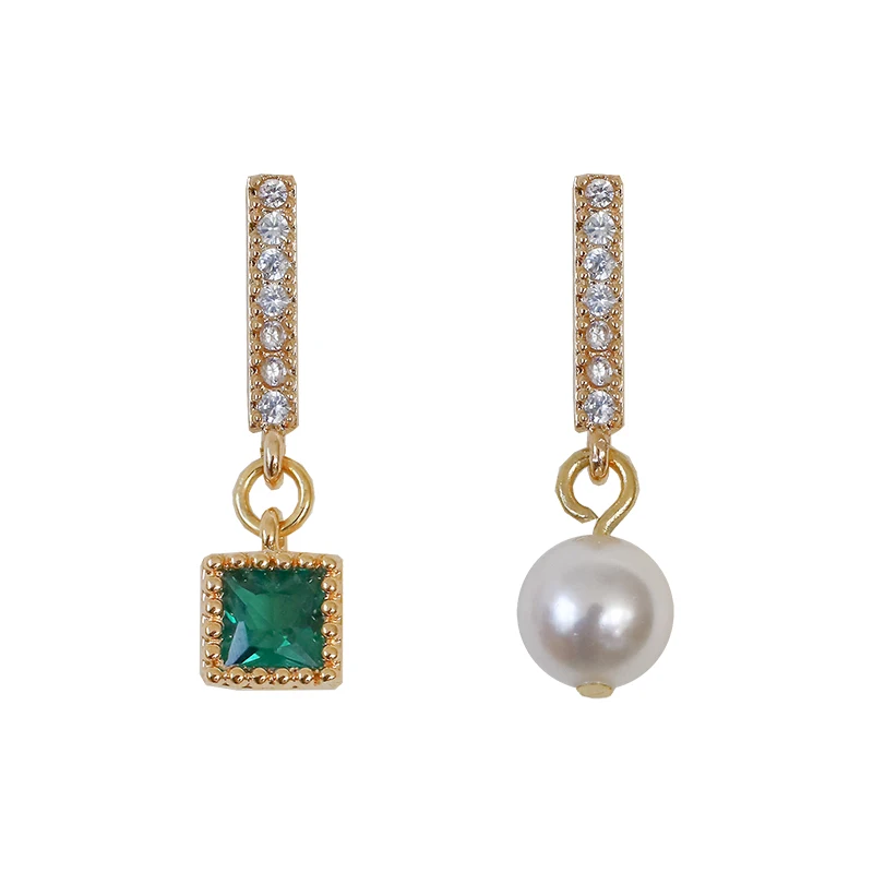 

Asymmetrical pearl emerald ab earrings femininity slightly inlaid simple earrings
