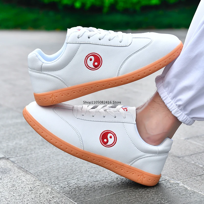 New Style Women  Men Tai Chi Shoes Professional Non Slip Kungfu Shoes Martial Arts Performance Shoes Low Top Outdoor Sneakers