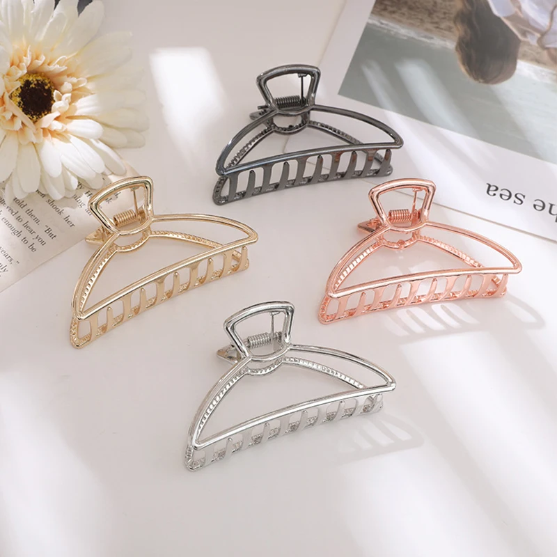 Women Girls Geometric Hair Claw Clamps Metal Hair Crab Moon Shape Hair Claw Clip Solid Color Hairpin Large Size Hair Accessories