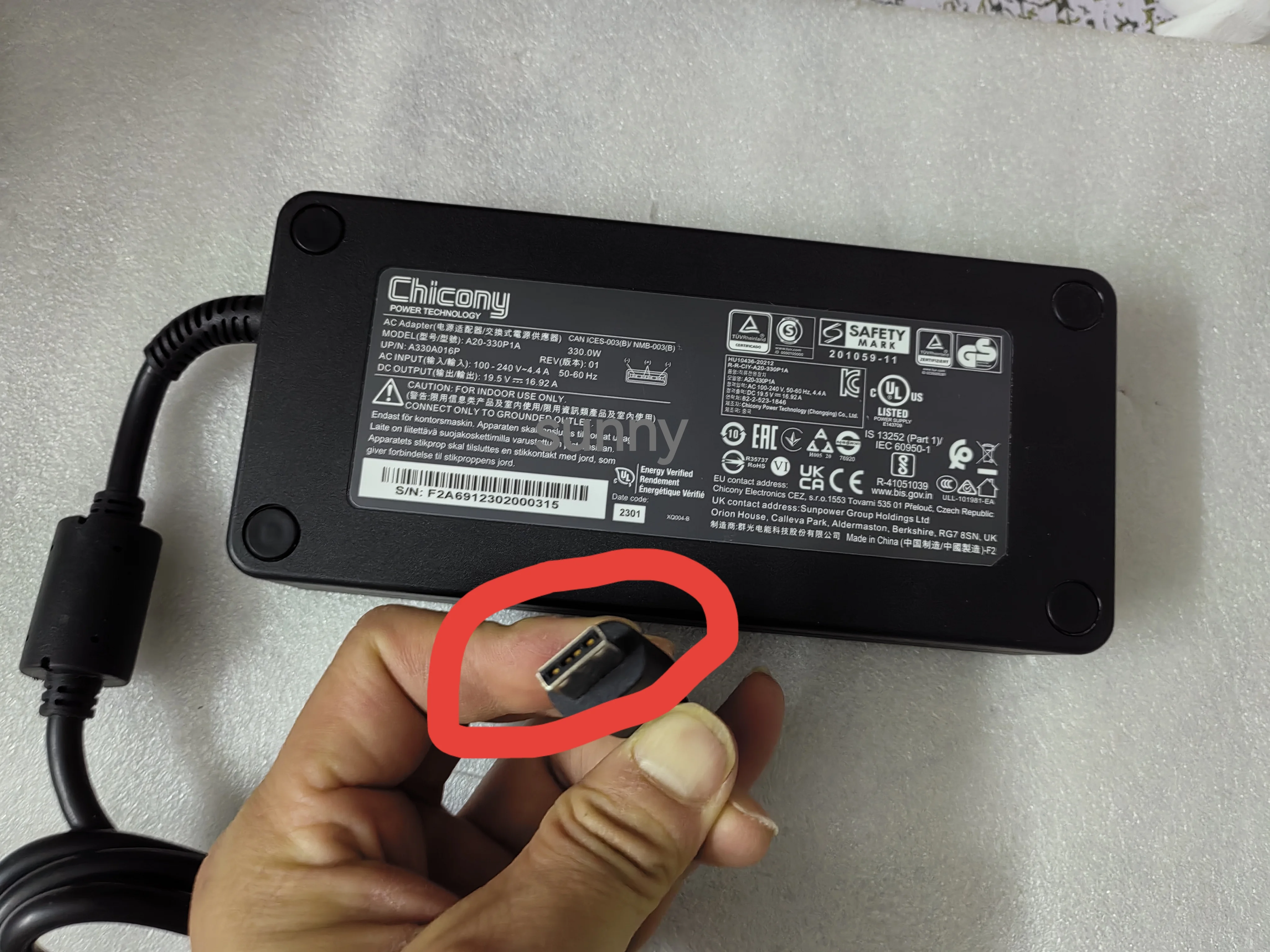 OEM Chicony 19.5V 16.92A A20-330P1A 201059-11 UK CA 330.0W AC Adapter For MSI Raider GE77HX 12UH 12UGS-004 RTX3070TI Laptop