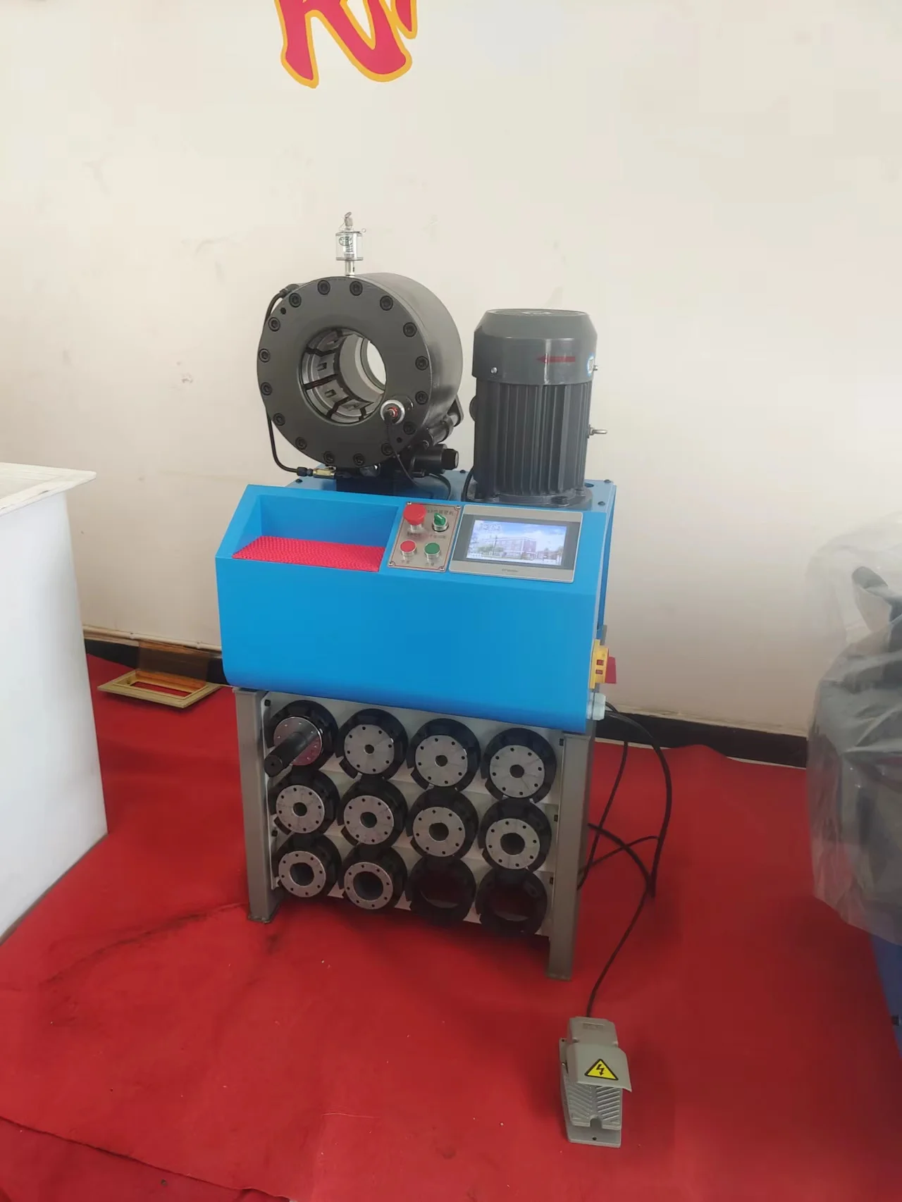 China Manufacture Quick Change Mold Set High Pressure Rubber Hose Crimping Machine DSG250KH Hydraulic Rubber Locking Machine