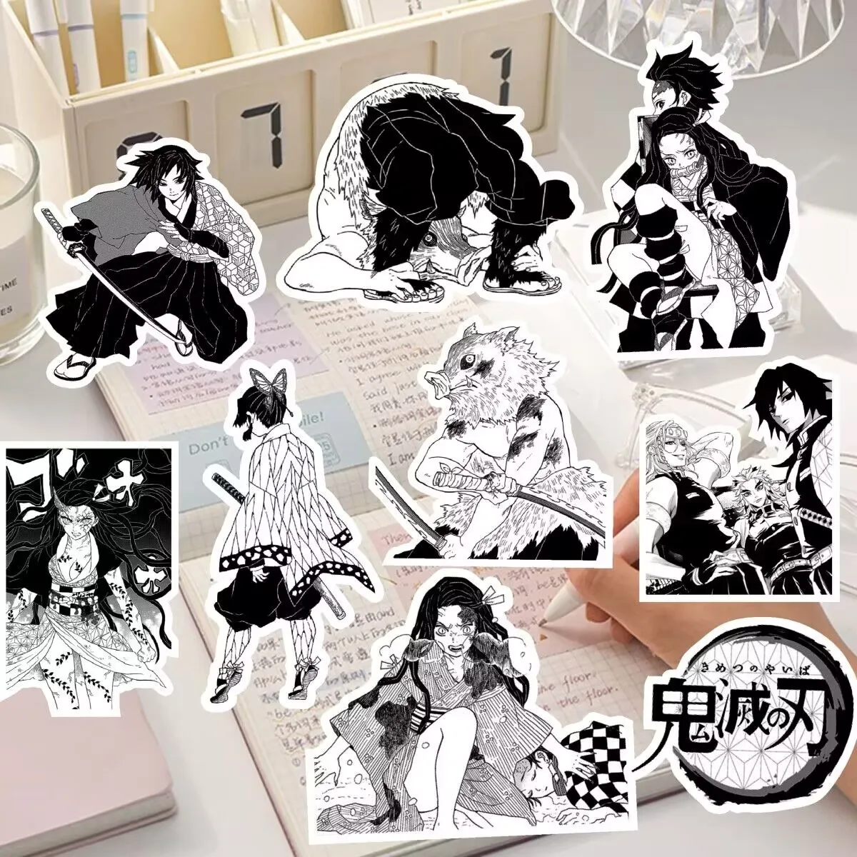 Adesivo "Demon Slayer" em quadrinhos preto e branco Decoração "Tanjiro, Nezuko, Miri de Ganruji, Zenitsu de Minha Esposa, Borboleta Ninja"