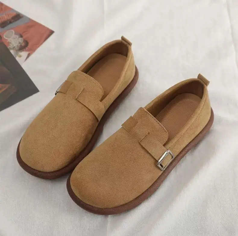 Women's shoes retro Spring and Autumn 2025 new Le Fu shoes flat bottom anti slip matching skirt soft sole single shoe
