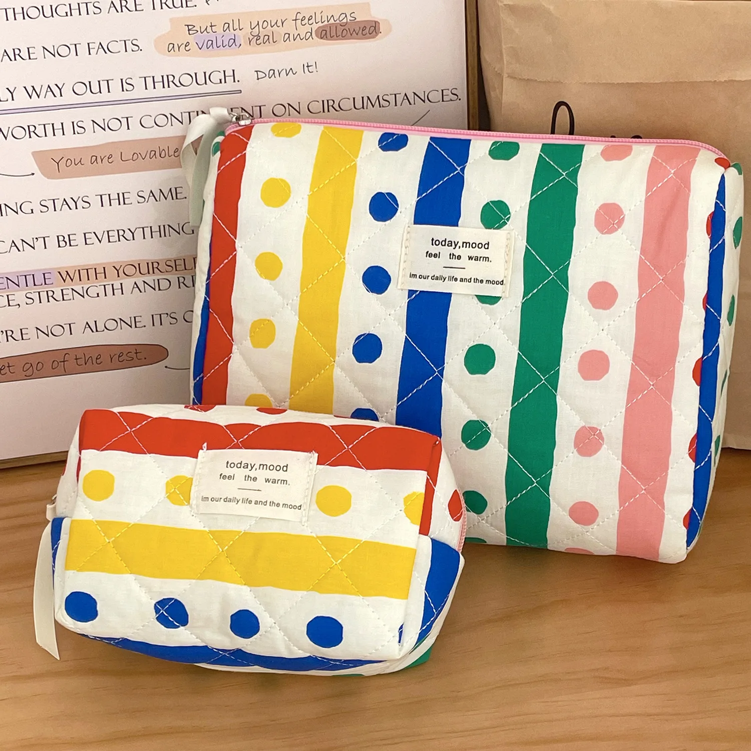 YT Cartoon Color-Block Toiletry Bag Portable Quilted Rainbow Polka Dot Makeup Bag Student Large Capacity Travel Storage Makeup B