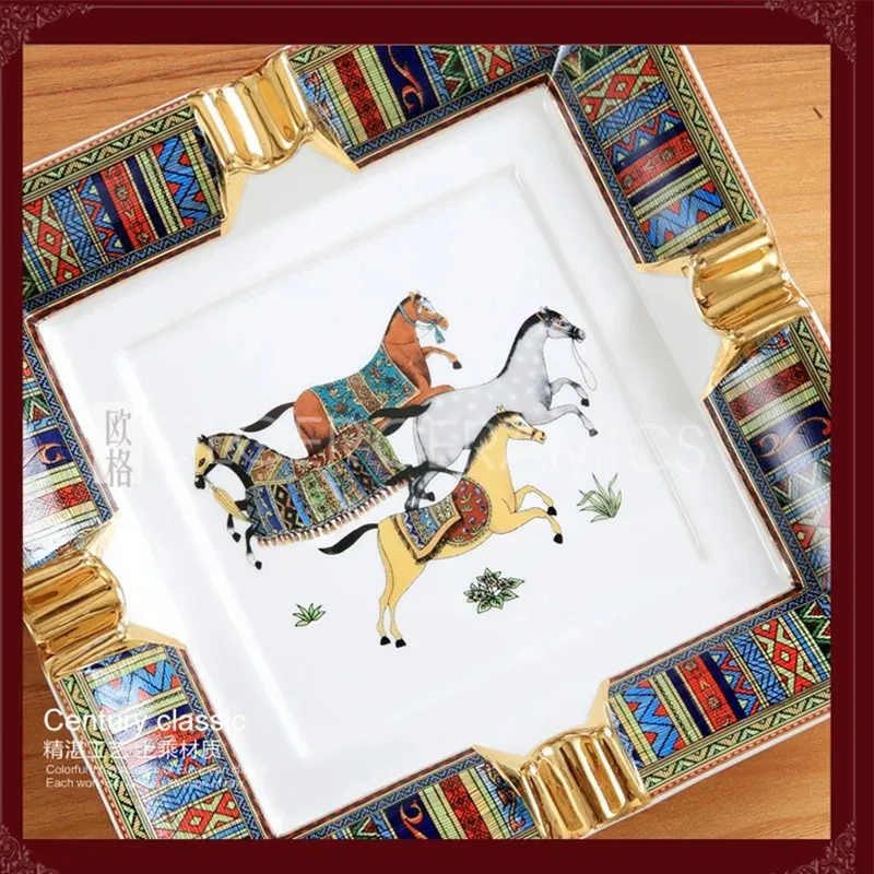 

Современная керамическая пепельница для дома и офиса. Элегантный дизайн для внутреннего и наружного декора.