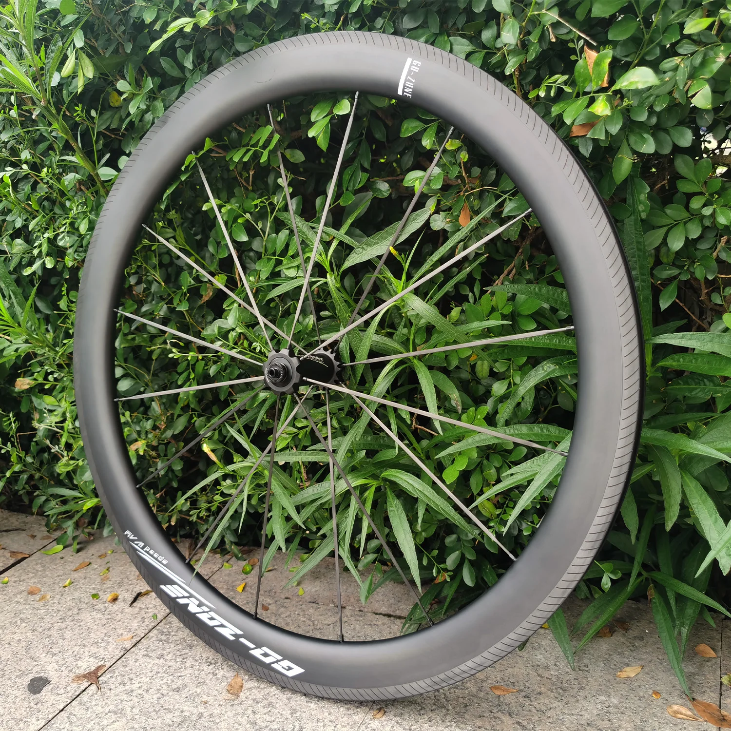 1160g Carbon Spokes 26mm Rim Brake 700c Wheels GOZONE R315C 52T Ratchet Steel TPI / Ceramic Bearings Road Carbon Bike Wheelset