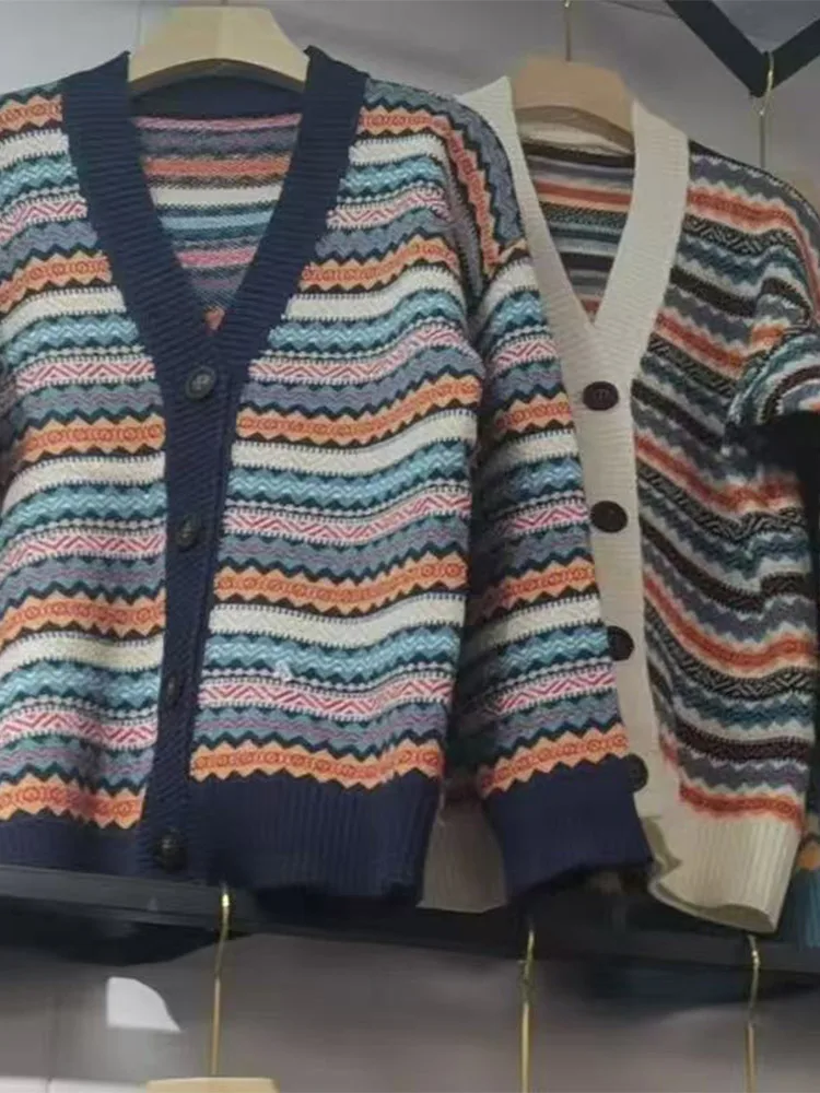 Gestrickter Gerippter V-Ausschnitt Jacquard-Cardigan für Damen, Eleganter Langarm-Cardigan mit Einzelknopfleiste, Paneelen und Loser Passform, Schicke Damen-Streetwear – Detail 1