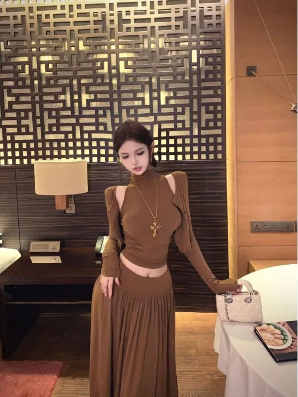 

Бежевый кардиган с длинными рукавами и воротником-стойкой, женский осенний комплект из трех предметов: юбка и жилет, модный повседневный наряд