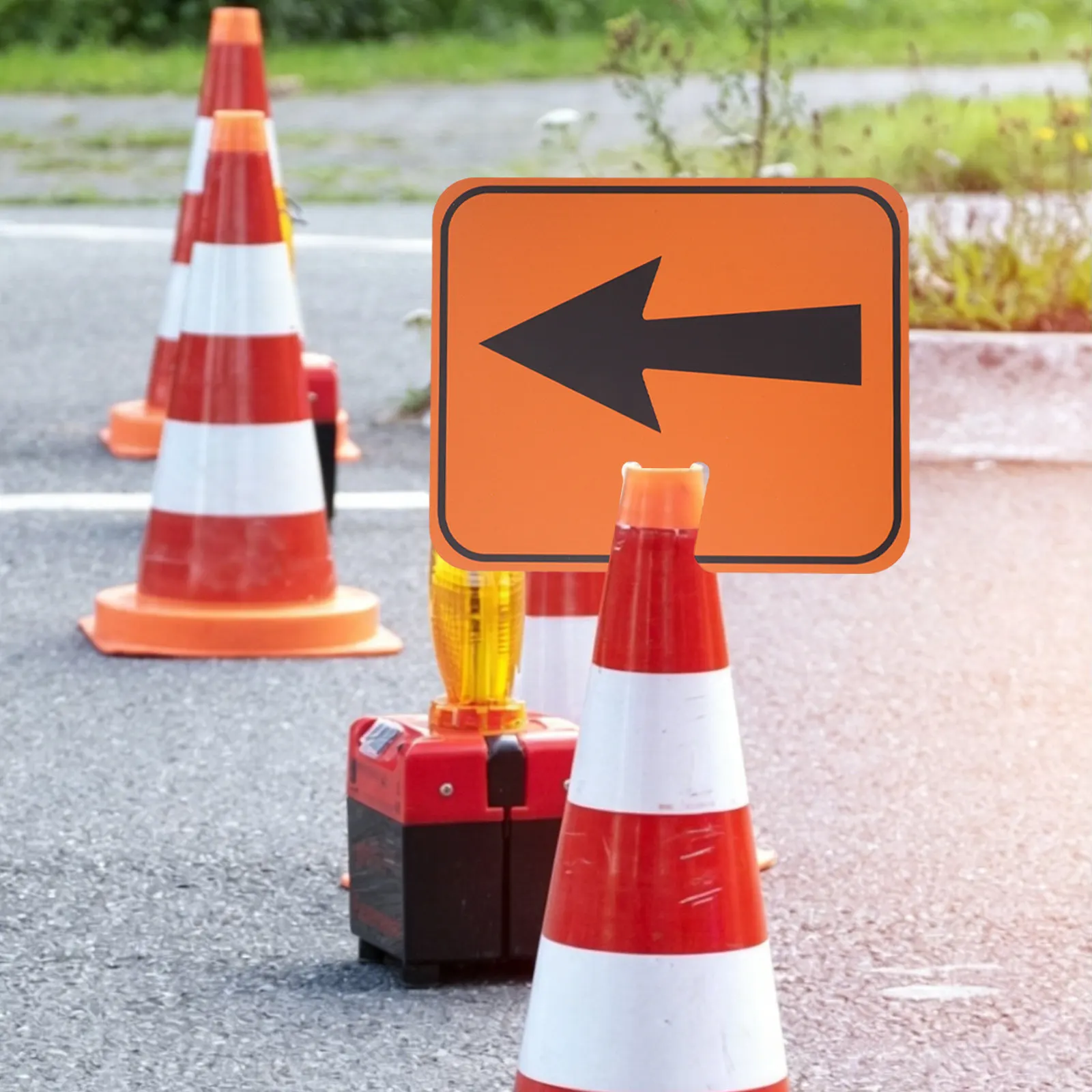 

Traffic Arrow Orange Sign Road Cone Top Directional Left Right Arrow Road Construction Barricade Outdoor Safety Directional Sign