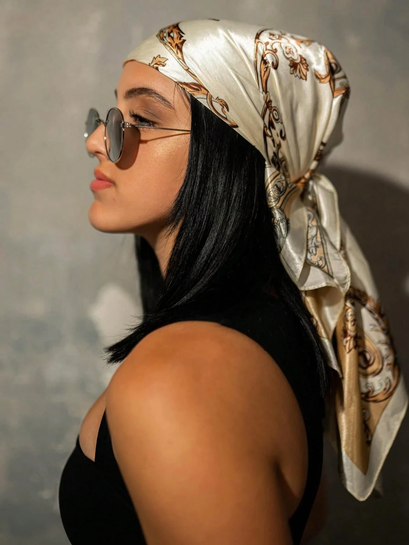 

2025 New Women Luxury Silk Scarf Hijab Printed Slippy 90cm Square Scarves Shawl Travel Headscarf Bandana Neckerchief Foulard