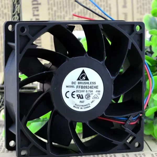 

1 шт. Ffb0924ehe 24 В 0,75 А 9038 9 см 3-проводное охлаждение Совершенно новый оригинальный точечный