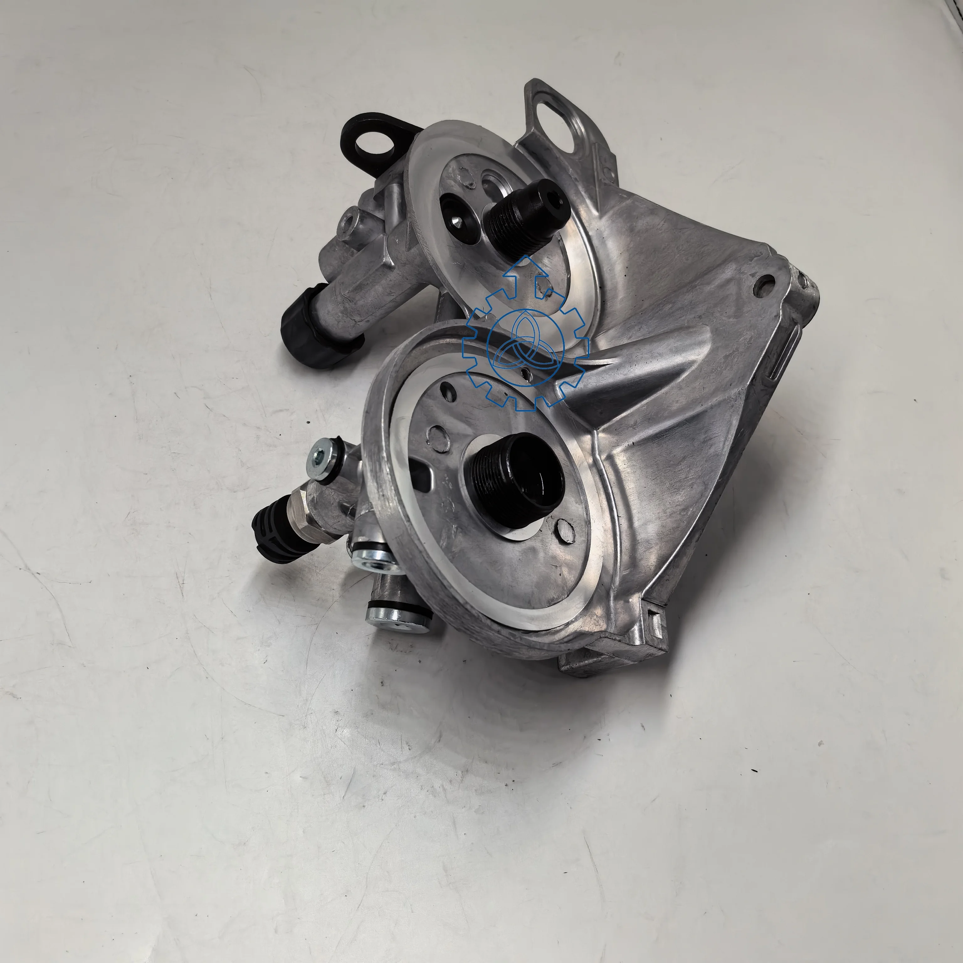 

Applicable to Volvo Truck Fuel Filter Aluminum Base VOE: 20869316 20910188 21023285 21870628