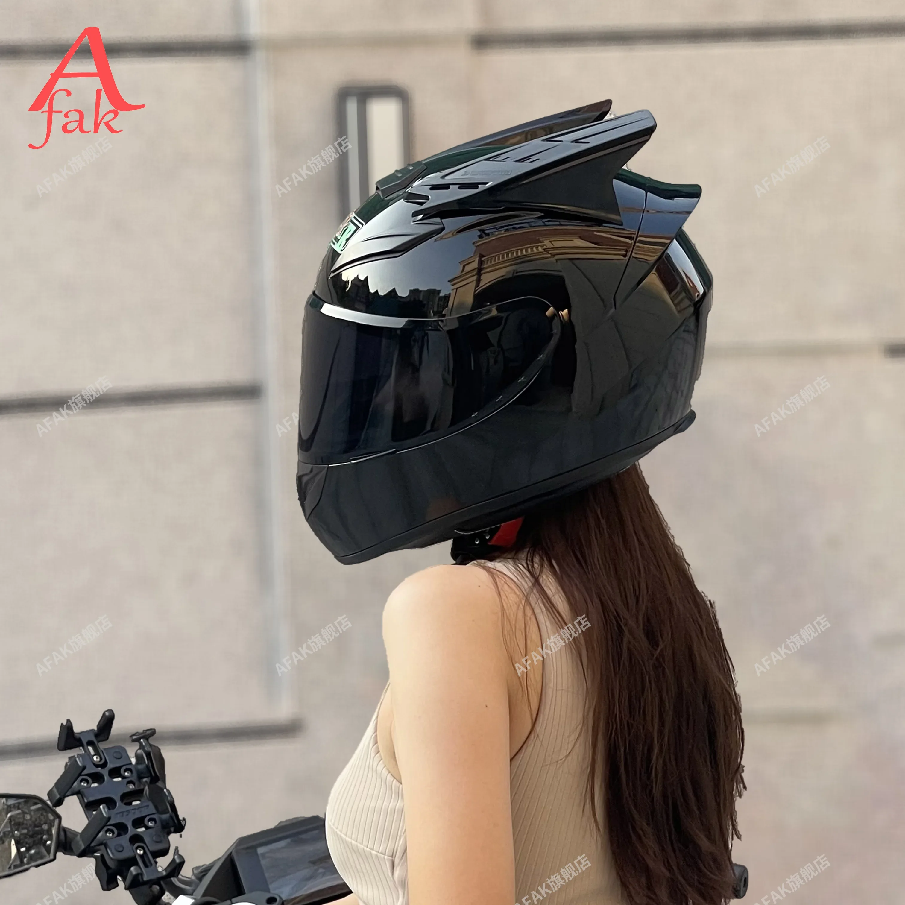 

Knight locomotive helmet unisex winter motorcycle personalized hard hat retro bluetooth all-inclusive helmet