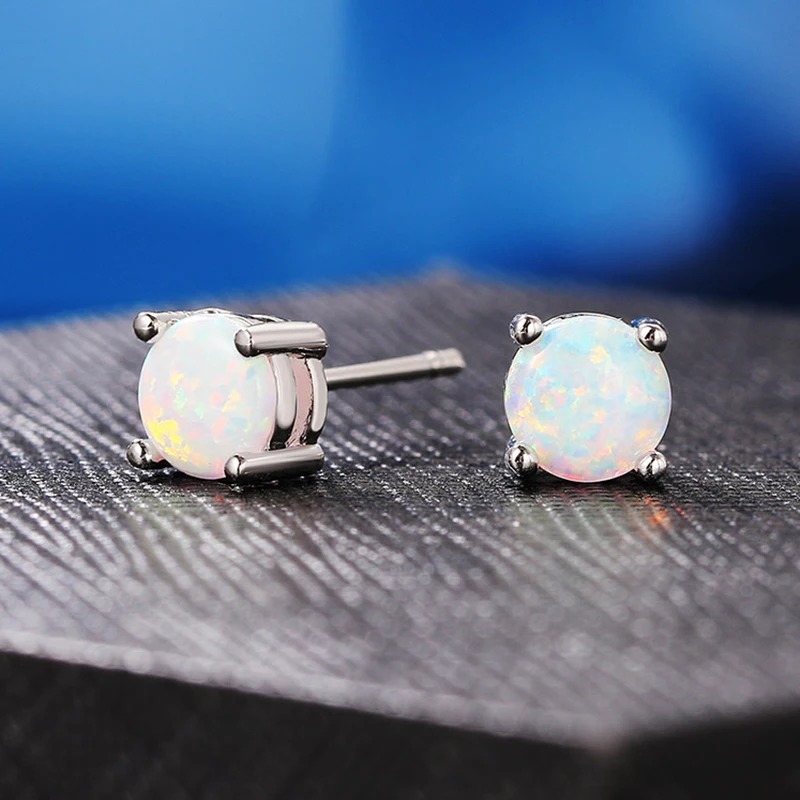 Simple Women's Stud Earrings With Opal Stone 4 Claw Silver Color Accessories Piercing Fahion Jewelry Trend 2024 Girl Gift E316