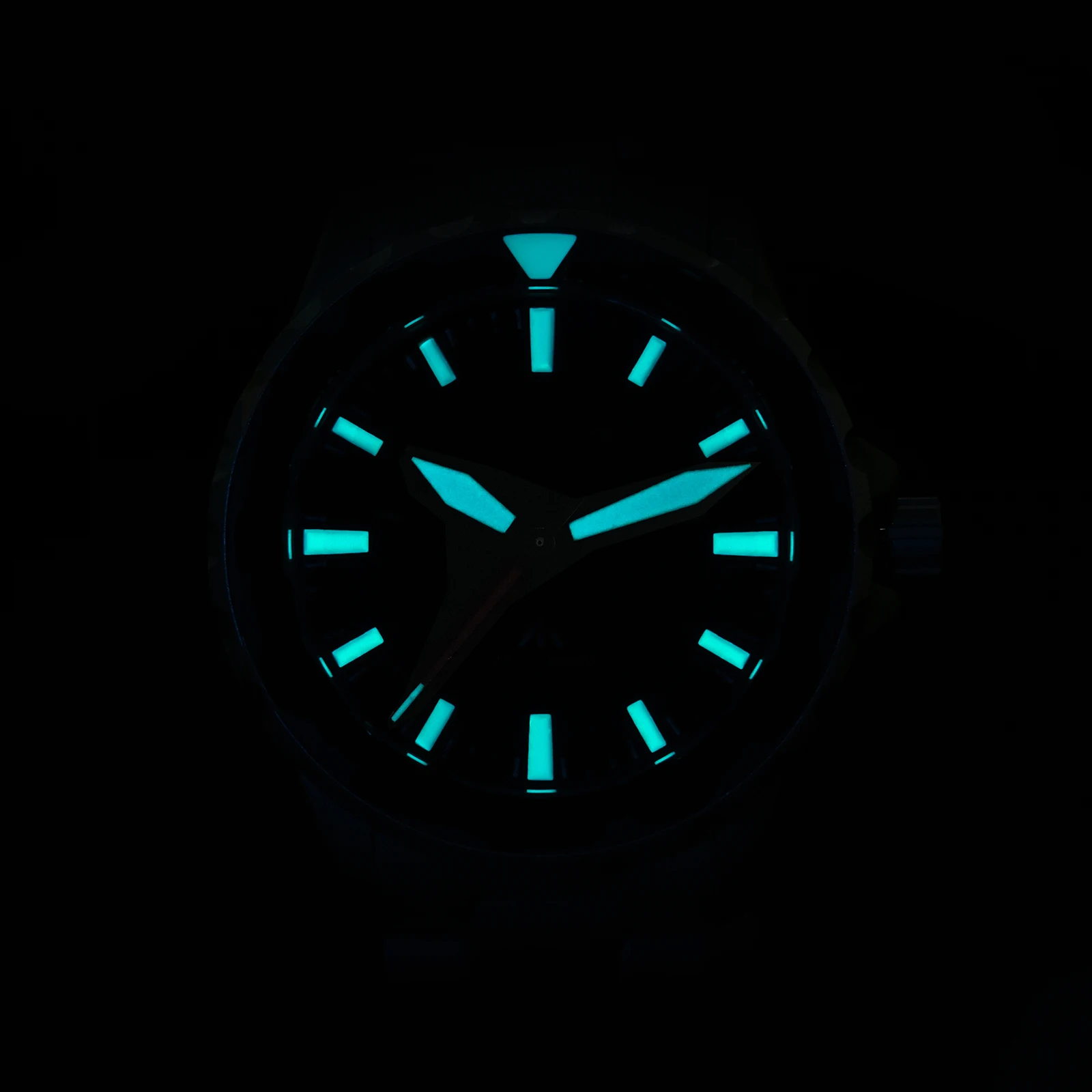 Militado جديد ML16 39 مللي متر ساعة غوص الياقوت الكريستال 200 متر مقاومة للماء السويسري مضيئة السيراميك الحافة كوارتز ساعة اليد للرجال