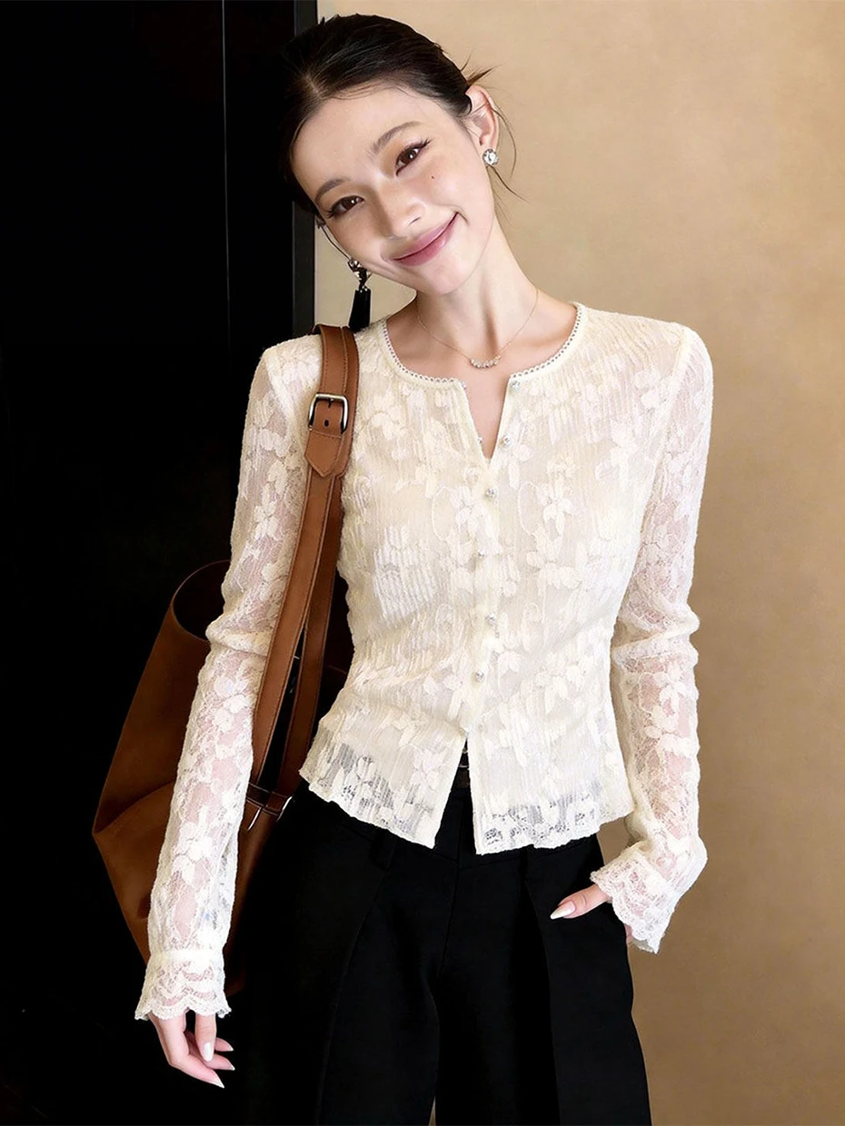 

Элегантный кружевной кардиган с вырезами, женская приталенная рубашка с длинным рукавом, ажурный дизайн, ранняя весенняя мода, нежный стиль
