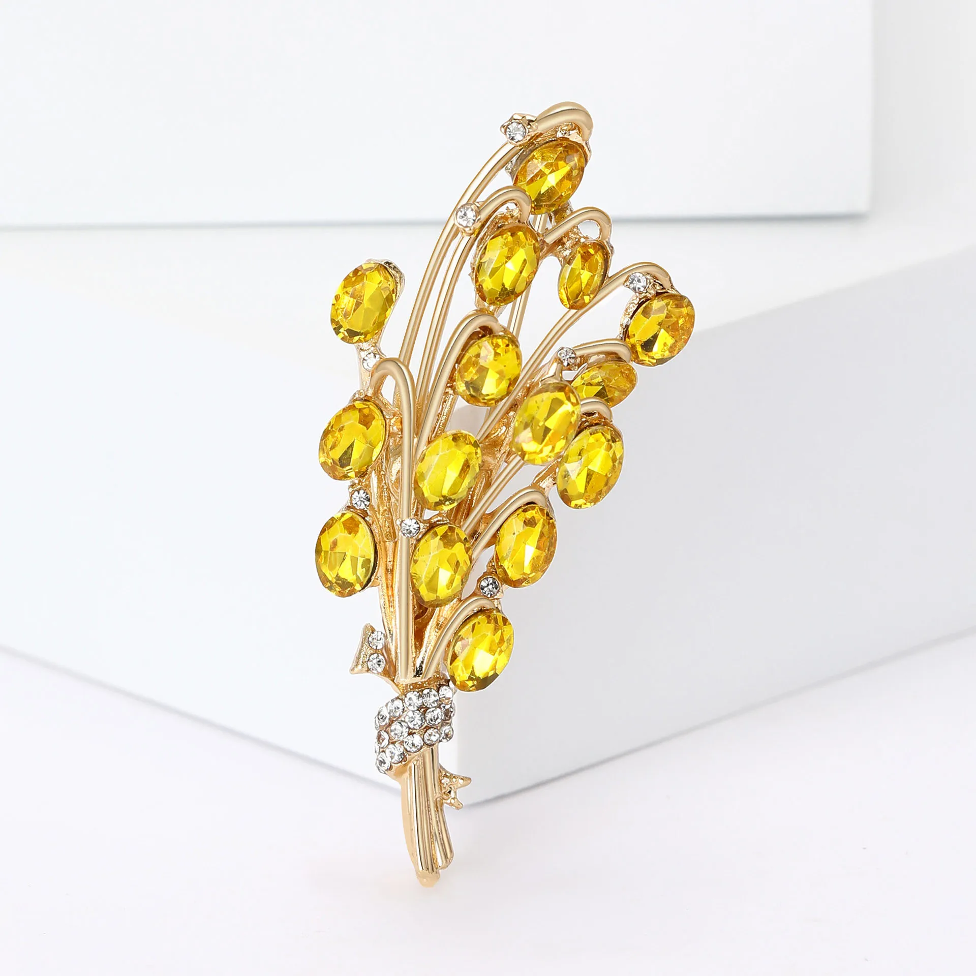 Trendy Design Ear of Wheat Brooches Unisex Color Plant Pins Casual Party Accessories New Year Gifts Friends