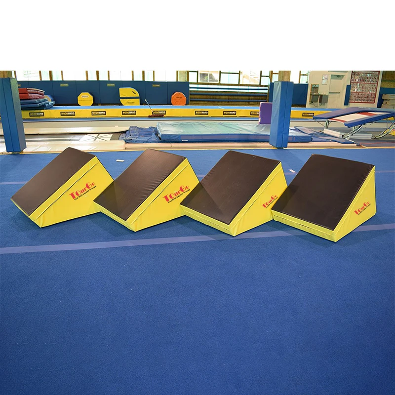 Gym Ninja Mat System Indoor Playground Parkour Soft Foam Free Running 2-Sided Slanted Steps Gymnastic Ninja Obstacle Wedge Steps