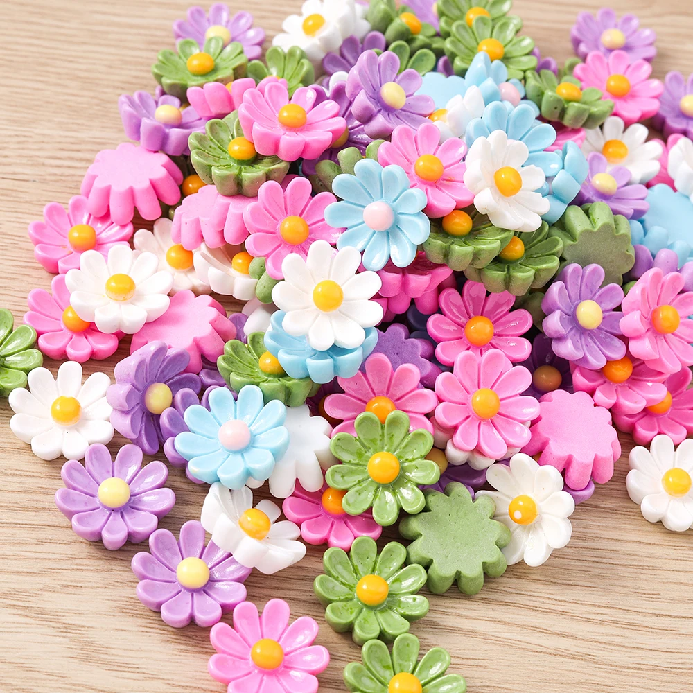 Tusember 15 Stück 19*22mm Niedliche Gänseblümchen-Anhänger aus Harz mit Flacher Rückseite für DIY Handyhüllen-Zubehör Frauen Mädchen Kinder Spielzeug – Detail 5