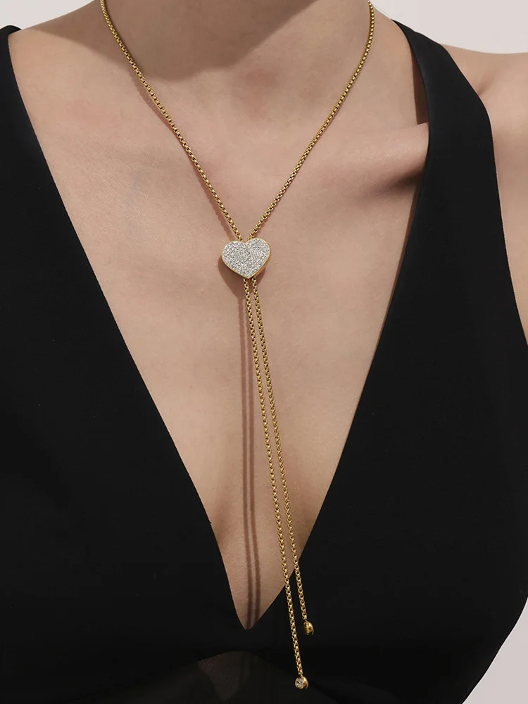 

Titanium Steel 5A Zircon Heart Pull out Nelace Plated 8K Gold Faionable Versatile Personali Jewelry for Women