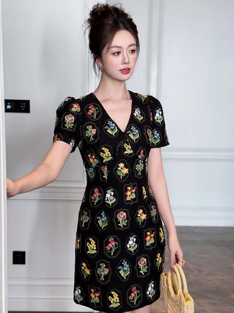 ชุดเดรสออกงานสไตล์ฝรั่งเศสสำหรับผู้หญิง เสื้อผ้าสไตล์เรโทรชิค ชุดราตรีสั้นทรงบอดี้คอนประดับดอกไม้ ชุดเดรสออกเดทหรูหราสำหรับงานเลี้ยง