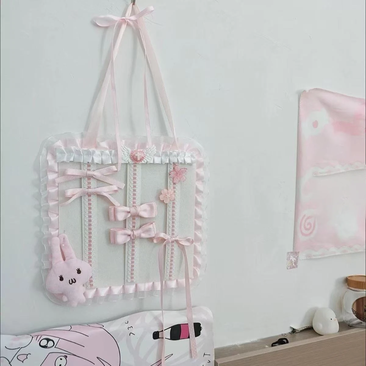 Niedliche Filz-Haarspangen-Aufbewahrung Wandmontierte Neue Hängetasche Aufbewahrungstasche für Haarspangen und Haaraccessoires Dekorativ – Detail 1