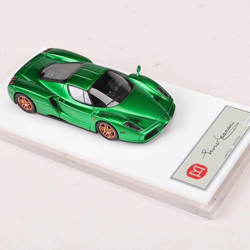 New stock DMH 1:64  Enzo High-End Resin Model Car Collection Limited Edition 199