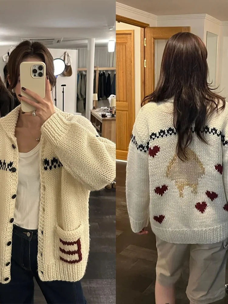 

Вязаный кардиган в стиле ретро для женщин, свободного кроя, с отложным воротником, длинными рукавами, вышивкой в виде сердечек