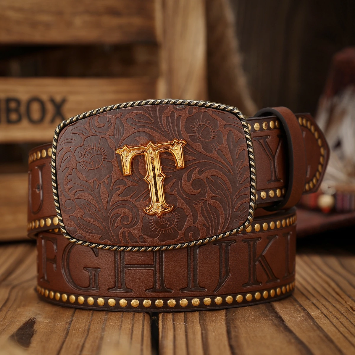 Ein PU-Gürtel im Western-Stil mit Schnallen, sowohl für Männer als auch für Frauen, lässig und im Retro-Stil, perfekt für den täglichen Ausflüge – Detail 16