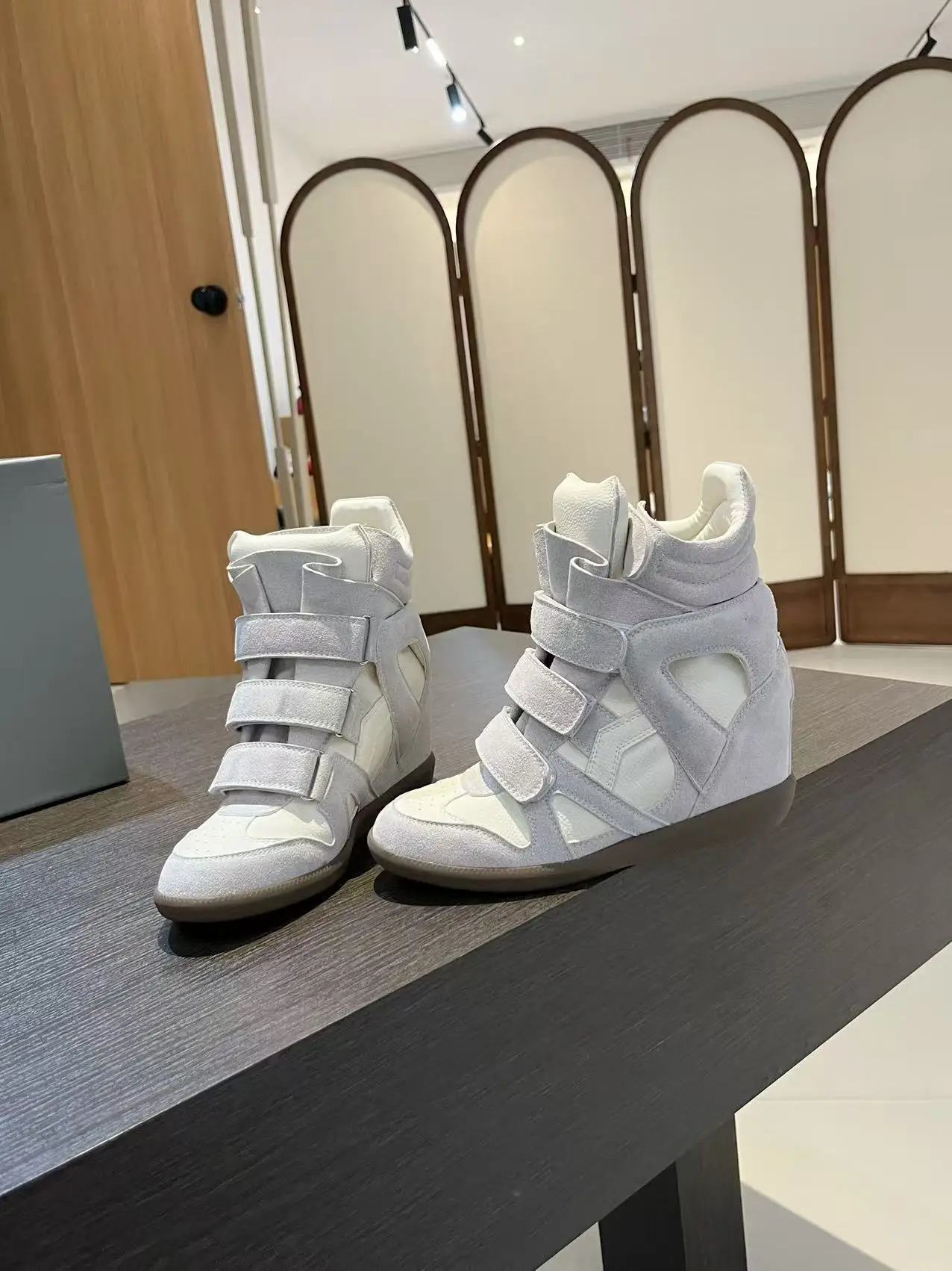 

Invisible Heightening Magic Tape Sports Casual Shoes Women's High Heel Step-In Leather Shoes Color Block Leisure Footwear