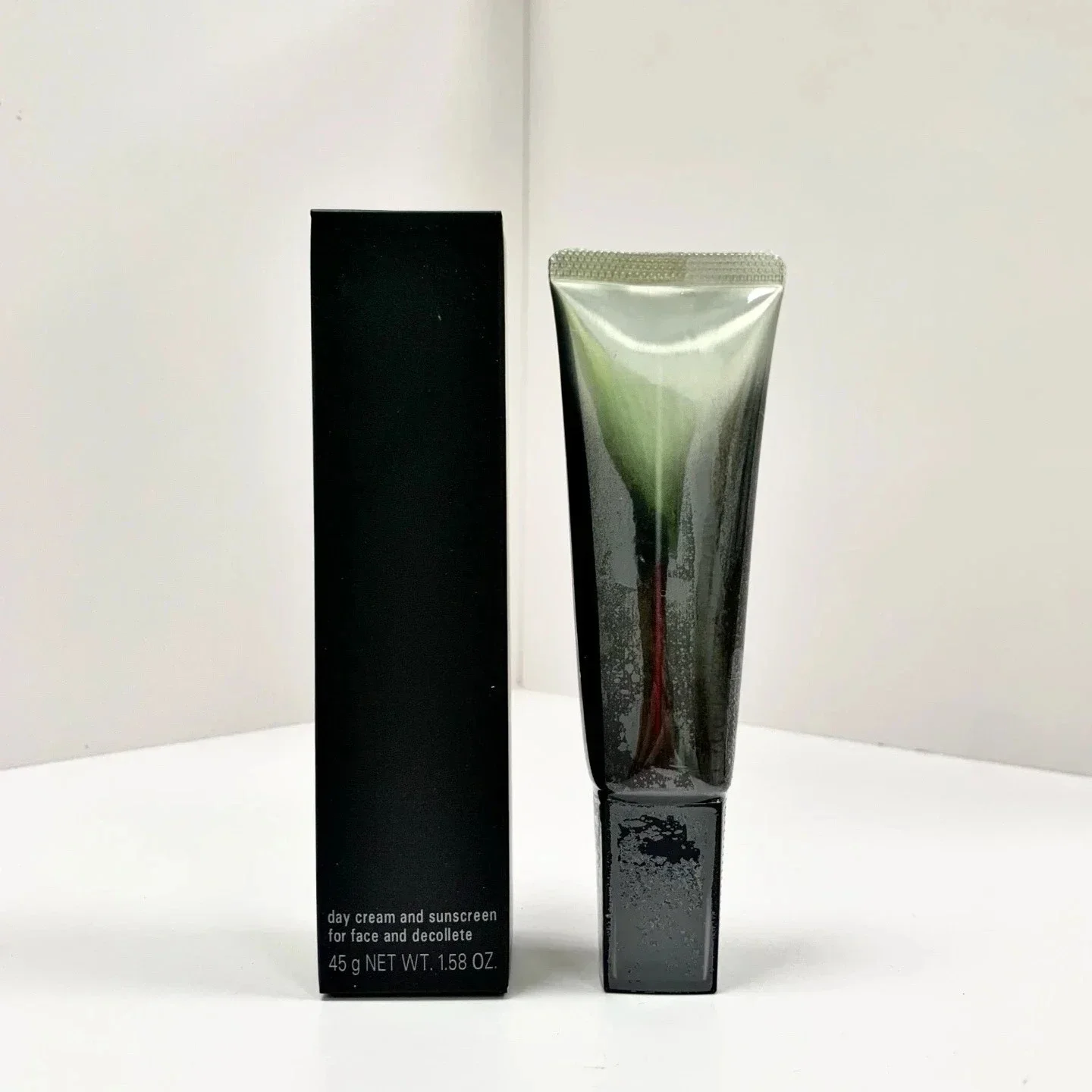 Makeup Tool Kits New Arrival Day Cream And Sunscreen For Face And Decollete 45g Uv Protective Cream Spf 50+