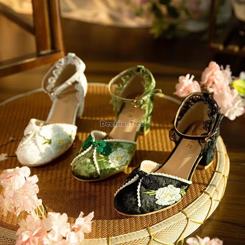 2024 new french style qipao accessory single shoes chinese ethnic embroidered hanfu shoes vintage fairy fashionable high heels