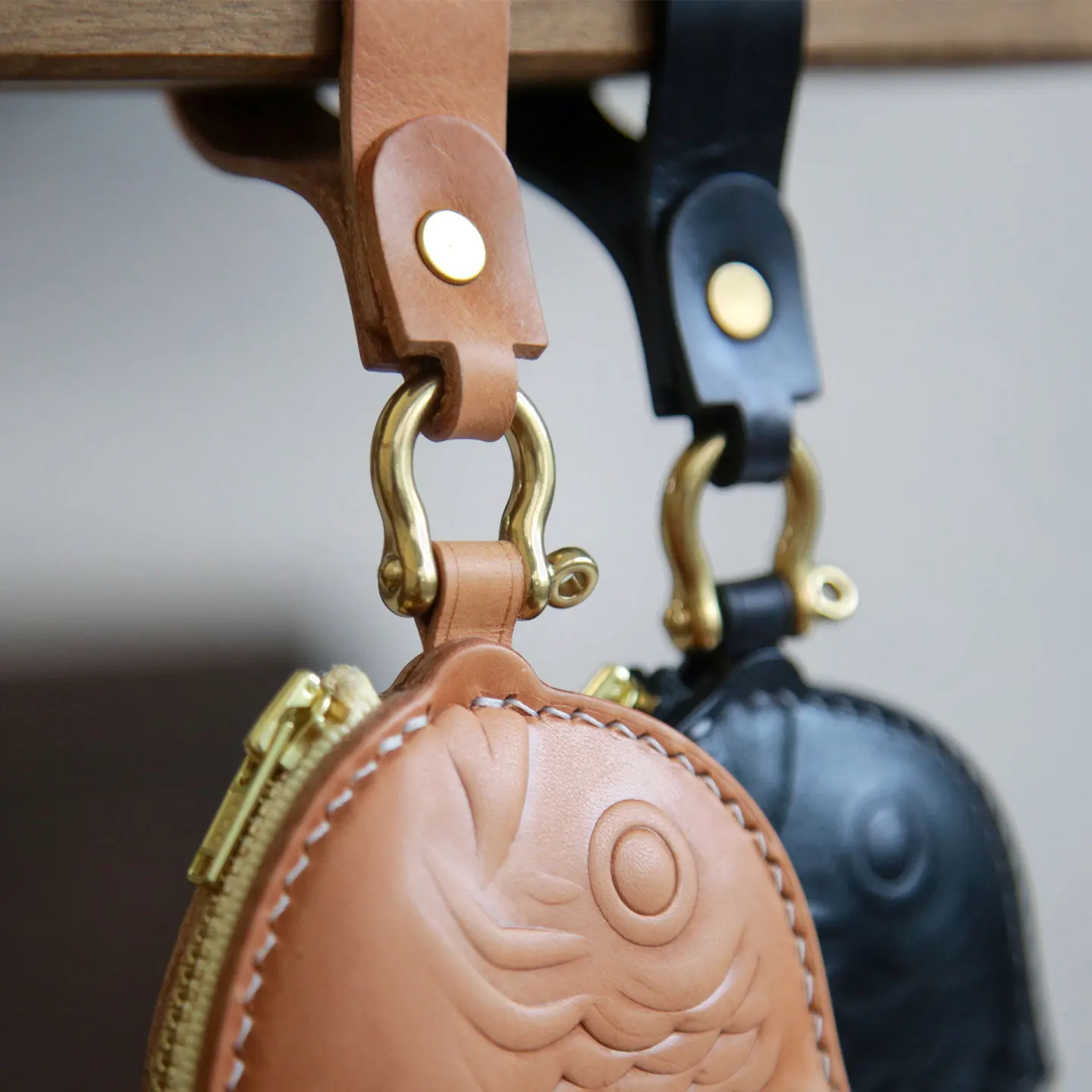 Handmade Red Snapper Fish Bag Charm Japanese Retro Leather Coin Purse Small Storage Bag Keychain Decoration