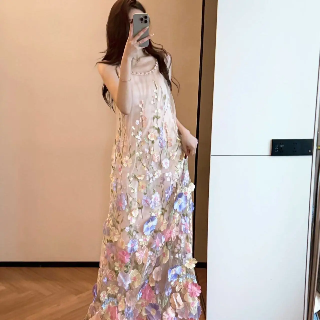 

Fashionable And Gorgeous Heavy Industry Noble Dress Long Skirt For Women'S Summer New Style Socialite Super Fairy Design Dress