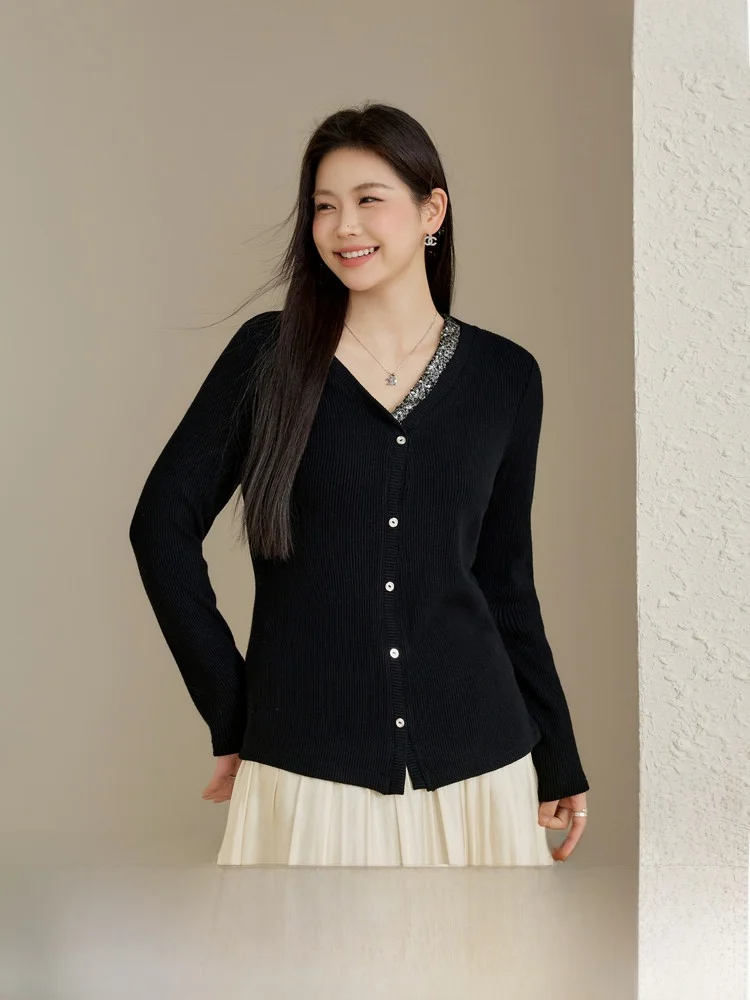 

Футболка с V-образным вырезом и бисером, создающая эффект похудения, универсальная, больших размеров, женская, модная, весенняя новинка QLXQJ5047T