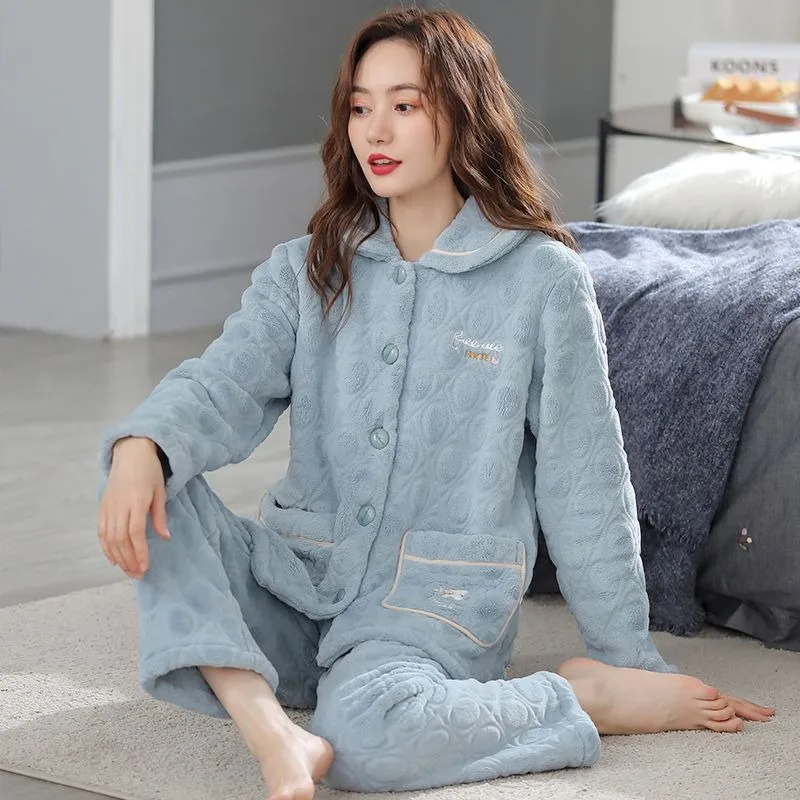 

2024 New Coral Velvet Pajamas Women Autumn Winter Sleepwear Loose Warm Flannel Homewear Plush and Thicken Simple Loungewear