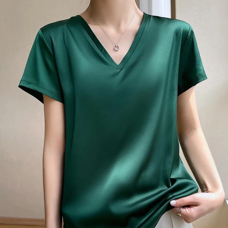 

Women's Loose V-Ne Silk Satin T-irt ort-Sved Ele Faionable Comfortable Fit irt for Autumn Season