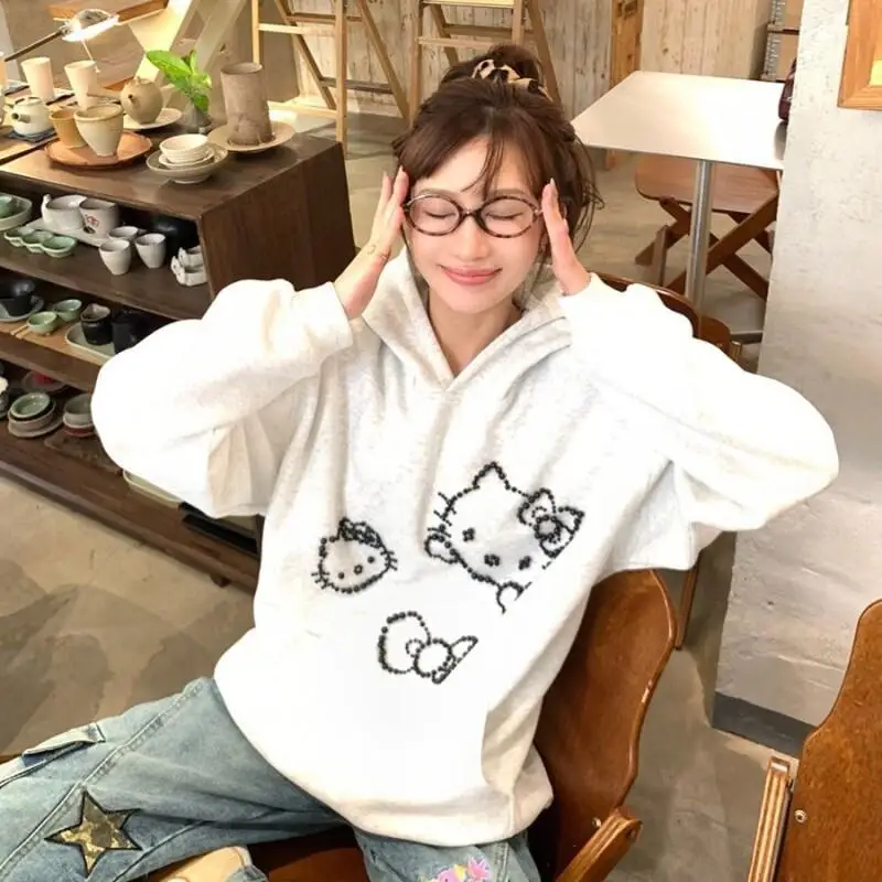 

Женская толстовка Sanrio Hello Kitty, пуловер, топы из хлопкового материала с бисером, новинка осени, свободный крой, повседневная, удобная.