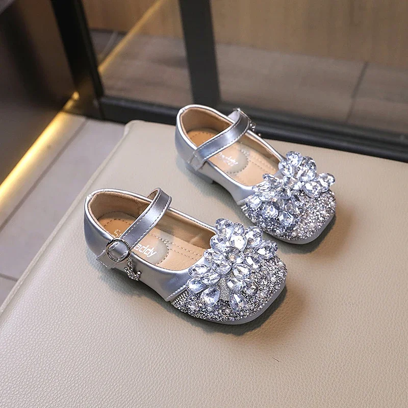 Luxury Girl Shoes Elegant Rhinestone Kids Leather Shoe Shallow Versatile Children Fashion Princess Causal Flat Shoes Autumn New