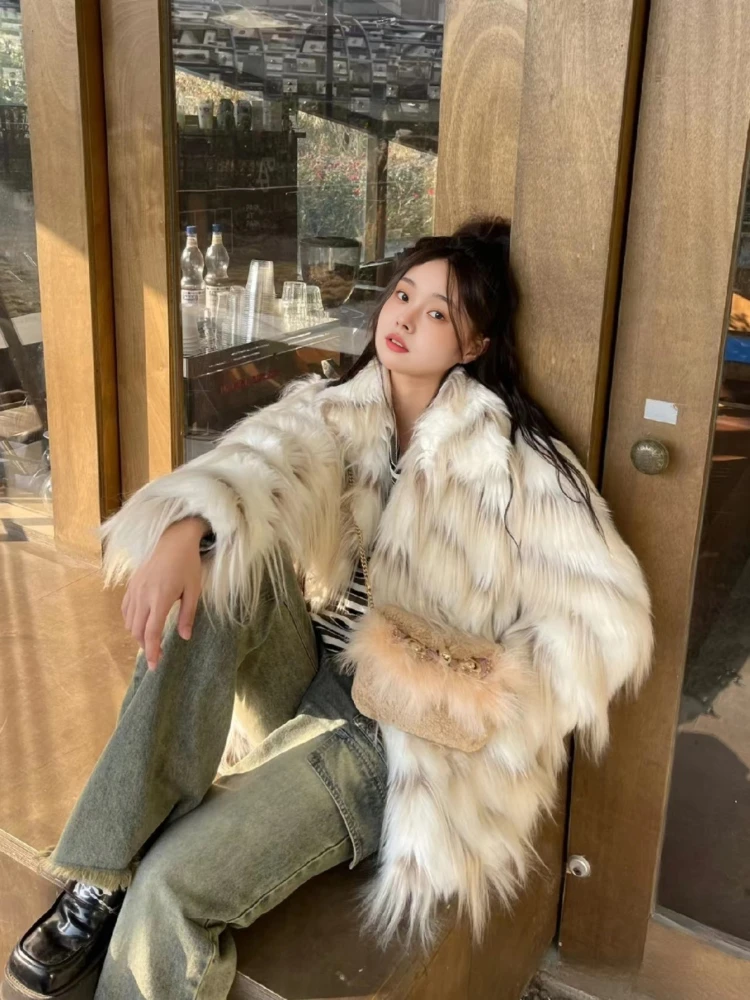 Coats New Retro Mixed Color Fringe Long Hair Environmental Fur Faux Fox Fur Coat Fashionable Versatile Autumn and Winter Thick