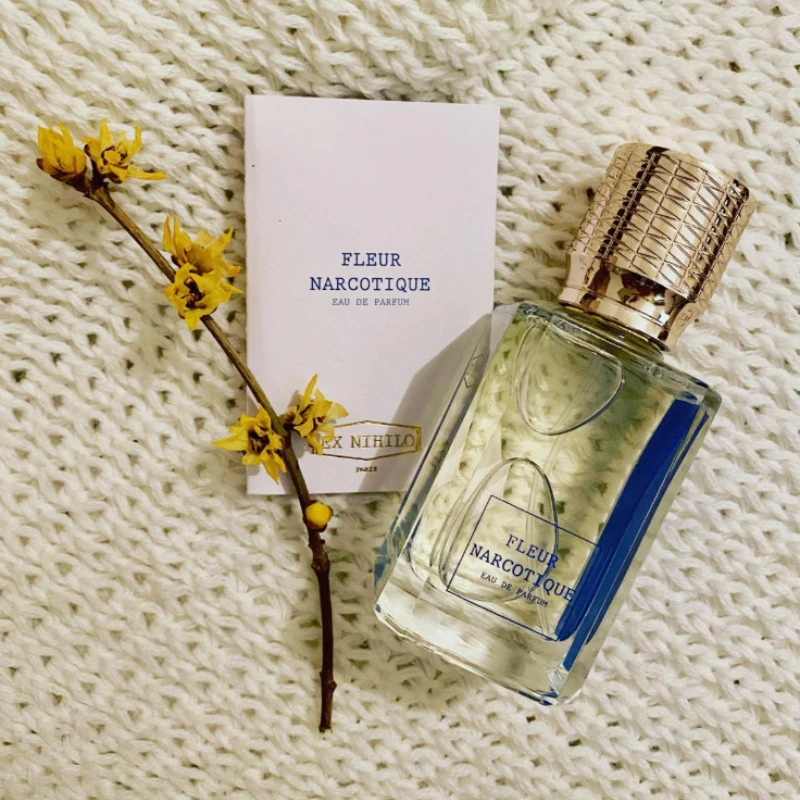 

Цветочный фруктовый парфюм для мужчин и женщин, 100 мл, стойкий, свежий, сладкий, нежный, элегантный, сияющий, воздушный и роскошный, с многослойным эффектом и сиянием.