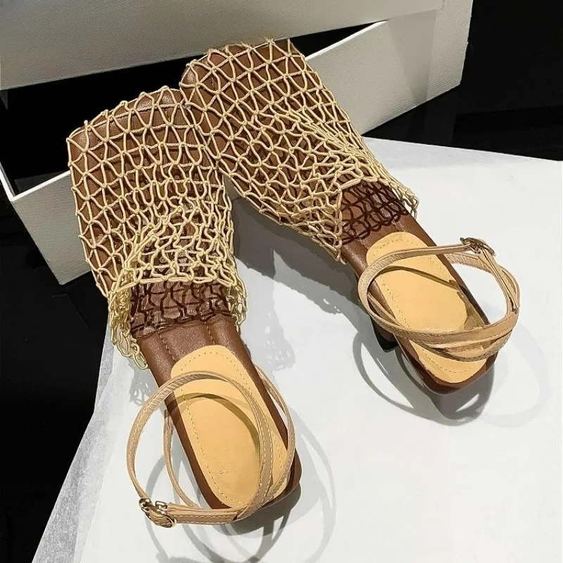Tecer malha sandálias de salto feminino gladiador oco sapatos de salto alto 2026 verão dedo do pé quadrado estilingue tendência praia férias calçado