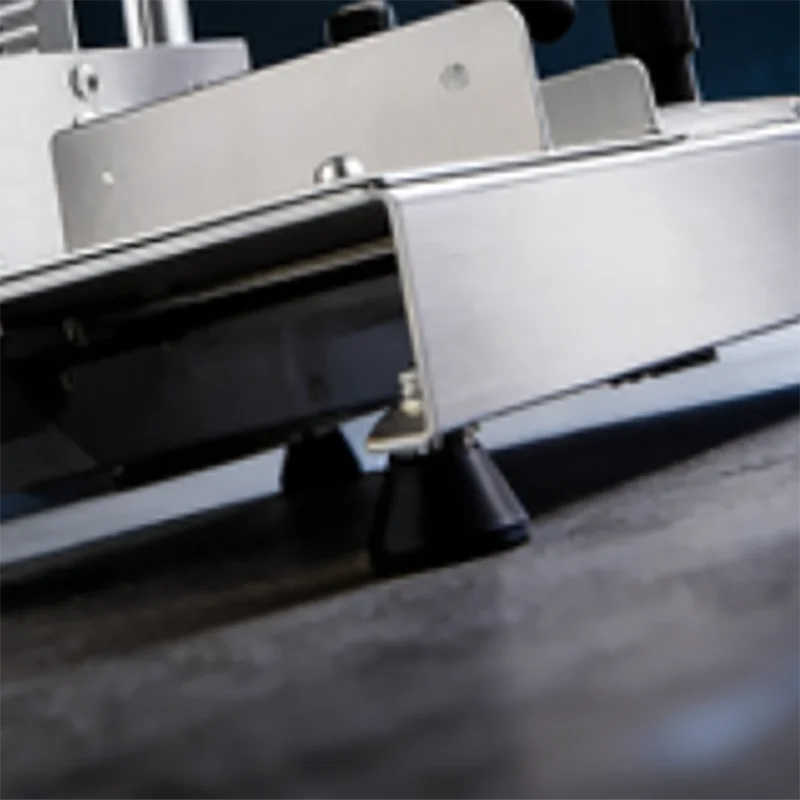 Popular Manual Bone Cutter Guillotine Machine For Butcher Store Hot Pot Restaurant Delicatessen Shop